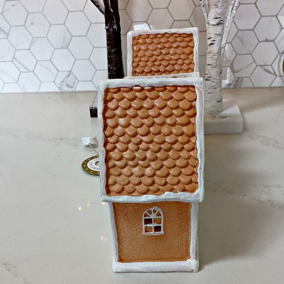 NEW! SHABBY CHIC LIGHT UP GINGERBREAD HOUSES DECOR - Picture 2 of 5